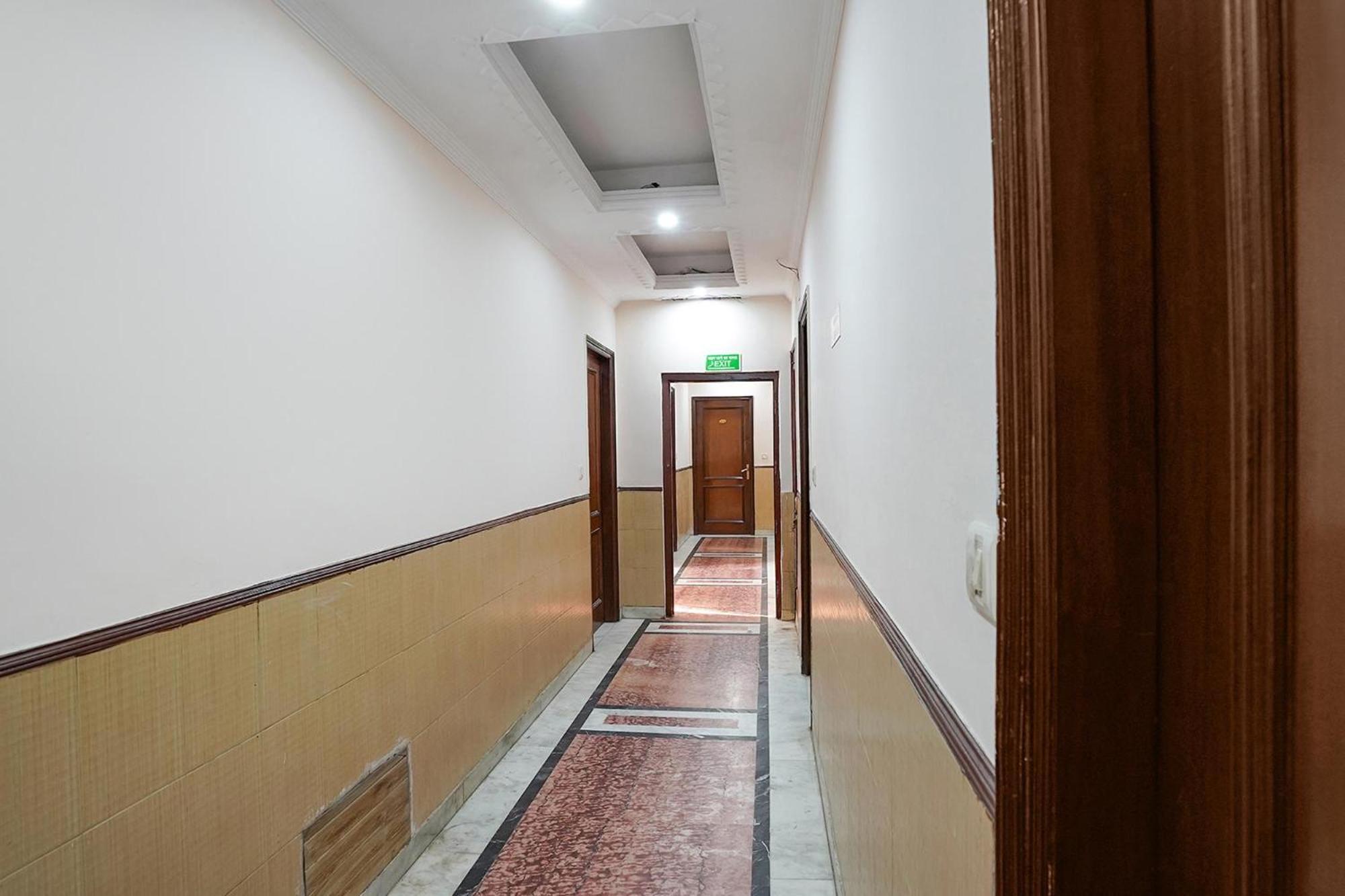 Fabhotel De Gold New Delhi Eksteriør bilde