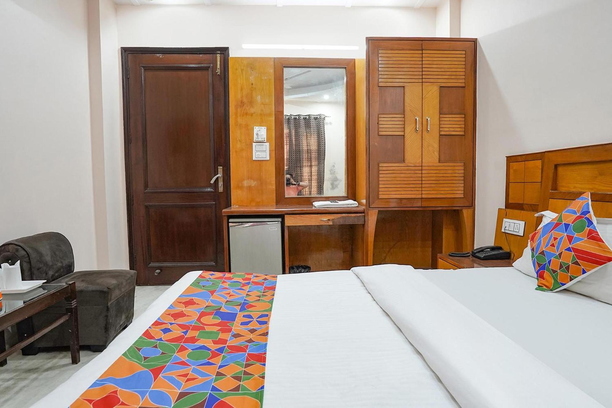 Fabhotel De Gold New Delhi Eksteriør bilde