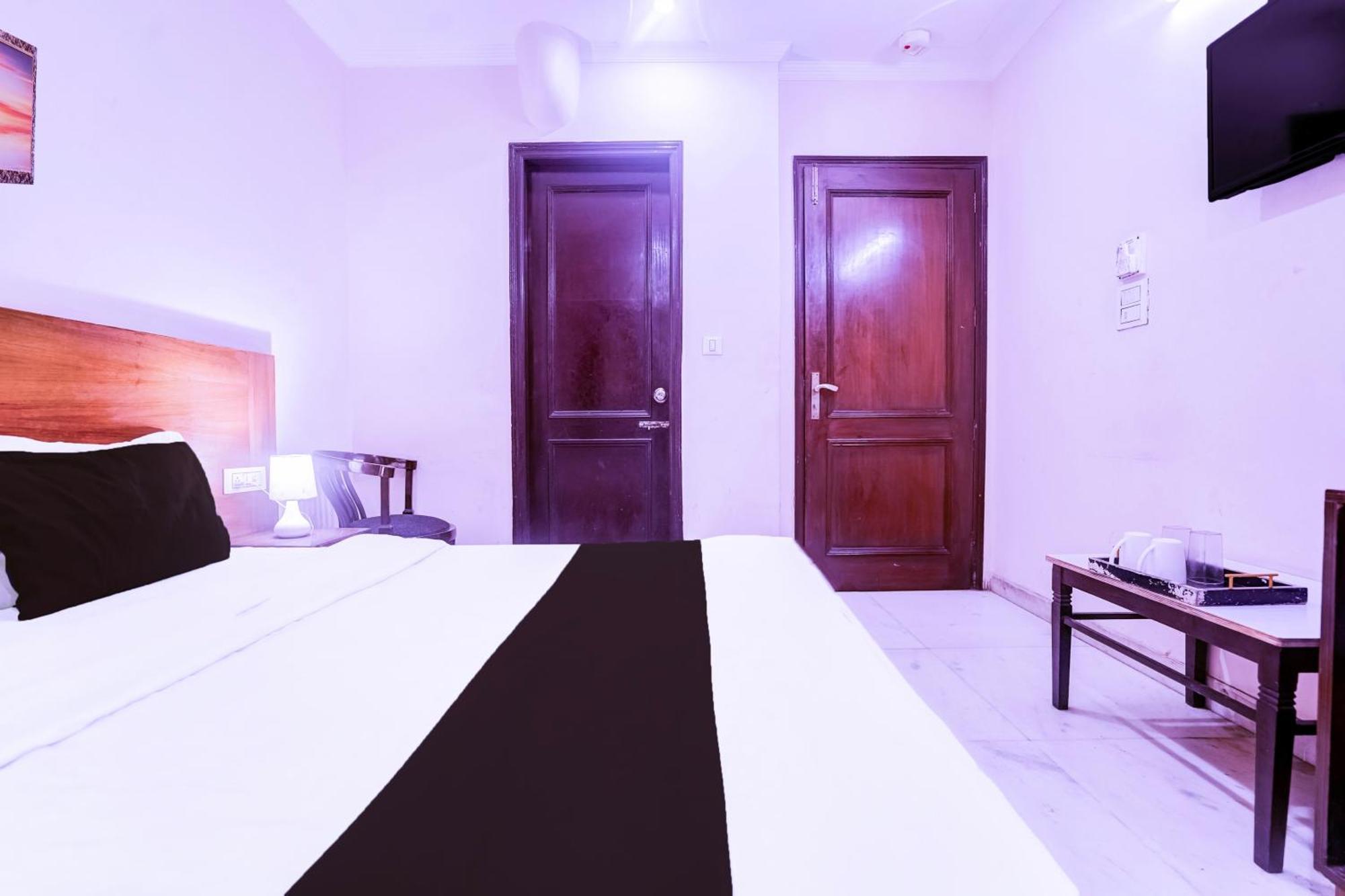 Fabhotel De Gold New Delhi Eksteriør bilde