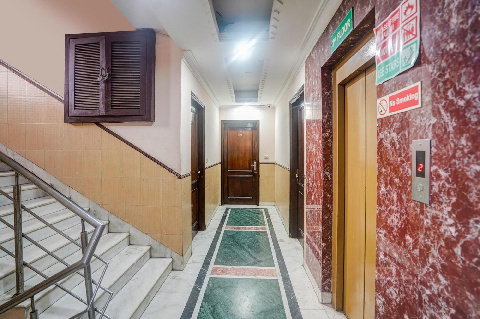 Fabhotel De Gold New Delhi Eksteriør bilde