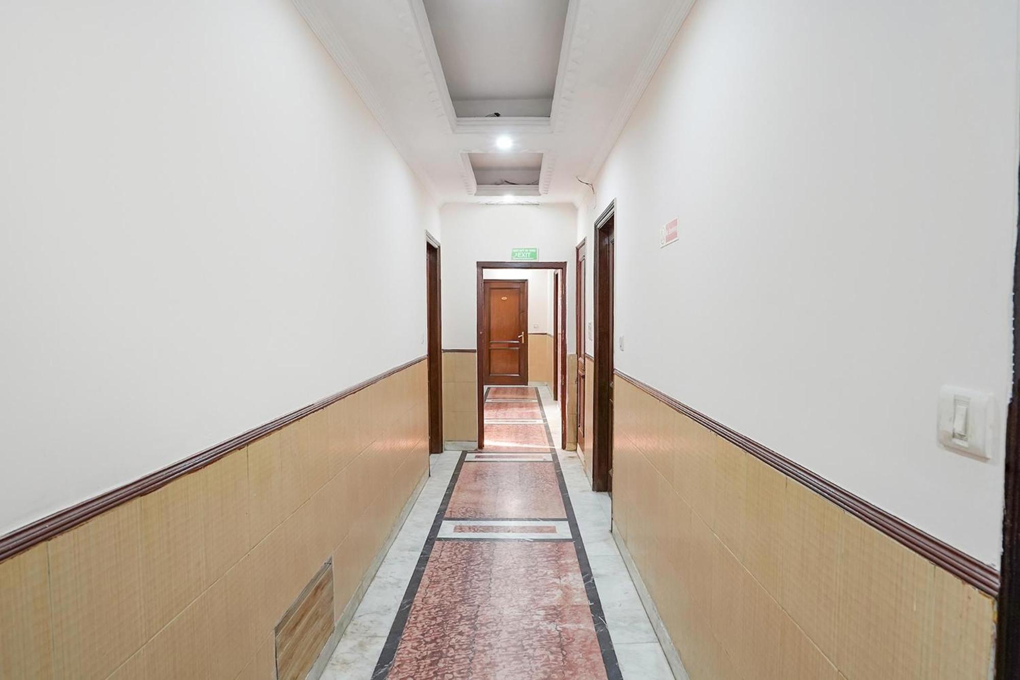 Fabhotel De Gold New Delhi Eksteriør bilde