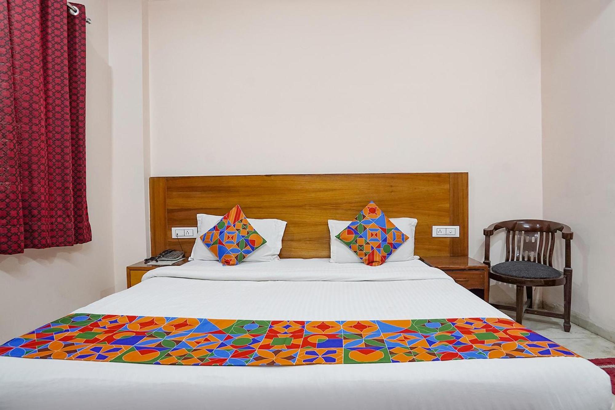 Fabhotel De Gold New Delhi Eksteriør bilde